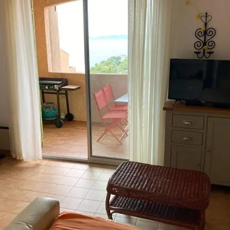 Charmant 2 Pieces Vue Mer, Aux Portes De L'esterel Apartment Saint-Raphael (Var)